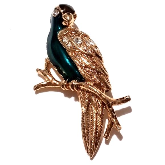 Vintage Avon Gold Tone Enamel and Rhinestone Parrot Bird Broocha - Picture 1 of 4
